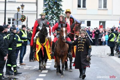 Ulicami Oleśnicy ruszył Orszak Trzech Króli [ZDJĘCIA, WIDEO]