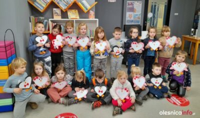 Wizyta małych czytelników w Oleśnickiej Bibliotece Publicznej