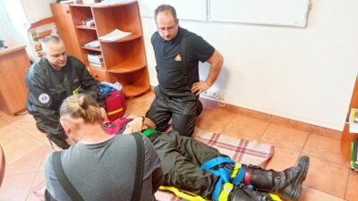 Strażacki egzamin w oleśnickiej komendzie