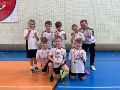 Drużyna z TJ Football Academy na turnieju w Bierutowie