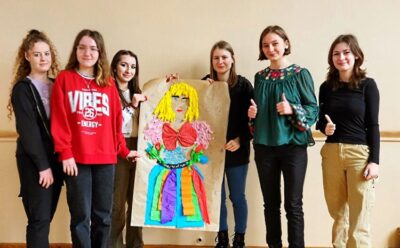 Pierwszy dzień wiosny w II LO w Oleśnicy [ZDJĘCIA]