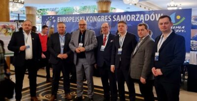 Burmistrzowie, wójtowie i starosta na kongresie w Mikołajkach