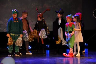 Dzień Teatru w Szkole Podstawowej nr 4 w Oleśnicy [ZDJĘCIA]