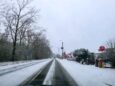 Zima znów zaskoczyła drogowców. Fatalne warunki na drogach