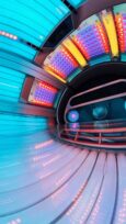 Opalanie na solarium – łóżko czy tuba?