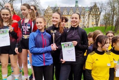 Medale uczniów SP 4  w Finale Dolnośląskim w biegach przełajowych