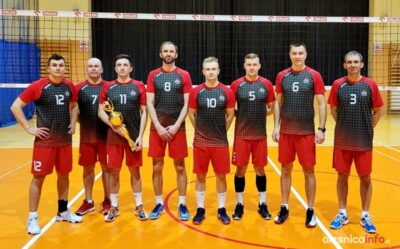 Oleśniccy strażacy nie mieli sobie równych w turnieju piłki siatkowej o puchar nadleśniczego