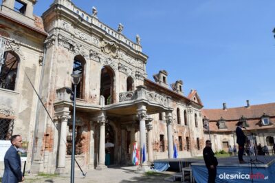Uroczyste otwarcie ruin pałacu w Goszczu. Rozpoczyna się nowy rozdział w historii zabytku [ZDJĘCIA]