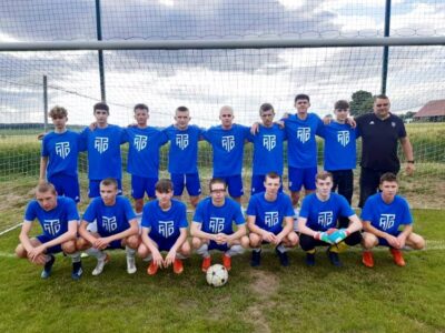 Akademia Piłkarska Oleśnica po dłuższej przerwie zgłosiła do rozgrywek drużynę Juniora Młodszego