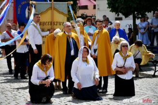 olesnica-boze-cialo-sw.janDSC_4482