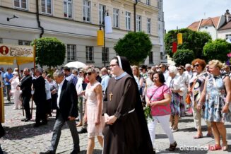 olesnica-boze-cialo-sw.janDSC_4506