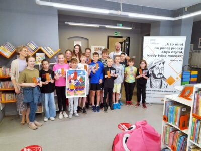 Uczniowie zwiedzili Oleśnicką Bibliotekę Publiczną