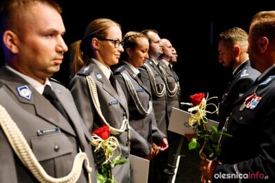 Święto oleśnickiej policji. Awanse i wyróżnienia [NAZWISKA, ZDJĘCIA]