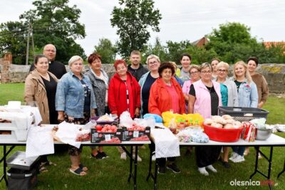 Smolna podejmowała pielgrzymów śniadaniem [ZDJĘCIA]