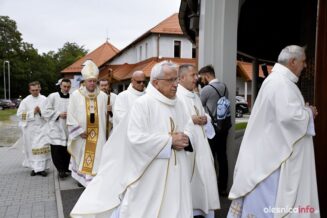 poswiecenie-kościoła-NMP-oleśnica_DSC1080