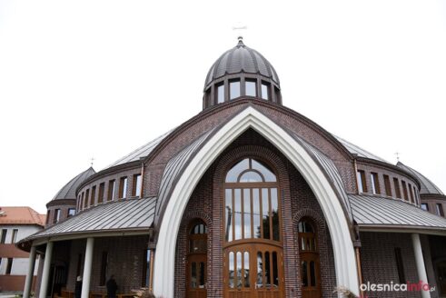 poswiecenie-kościoła-NMP-oleśnica_DSC1133