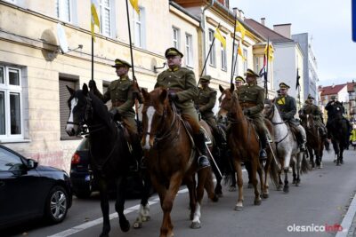 Oleśnicki Hubertus. Parada ulicami miasta i prezentacje na podzamczu [ZDJĘCIA]
