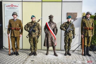 pomnik-rotmistrza-witolda-pileckiego-gmina-olesnica-1