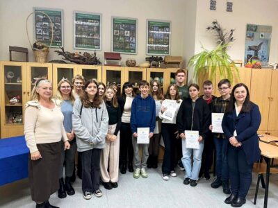 Sukces uczniów oleśnickiej szóstki w konkursie biologiczno-chemicznym