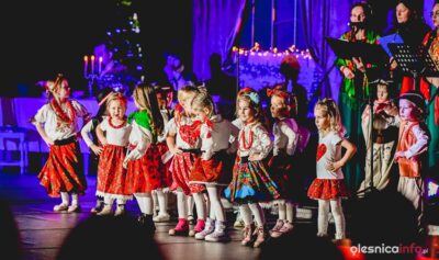 Piękny koncert kolęd i pastorałek w Szkole Podstawowej Gminy Oleśnica [ZDJĘCIA]