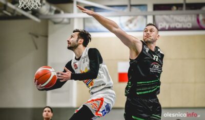 Koszykarski Klub Oleśnica od porażki rozpoczął rundę rewanżową w II lidze [ZDJĘCIA]
