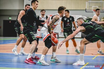 Frustracja i wielki niedosyt. Koszykarze Wrapmanii przegrywają z Obrą Kościan