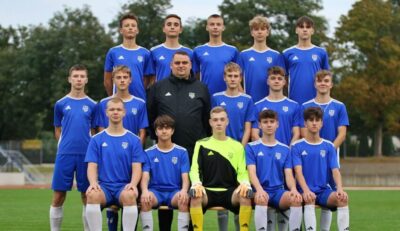 Juniorzy APO lepsi w sparingu liderów