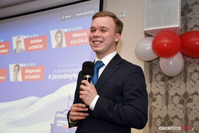 W kwietniu przebojem wszedł do rady miasta. W maju Dawid Jankowski będzie zdawał maturę