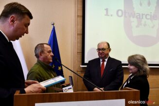 ratusz-olesnica-olewiński008