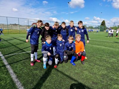 Zwycięski team z trójki wywalczył awans do wojewódzkiego etapu turnieju Tymbarka