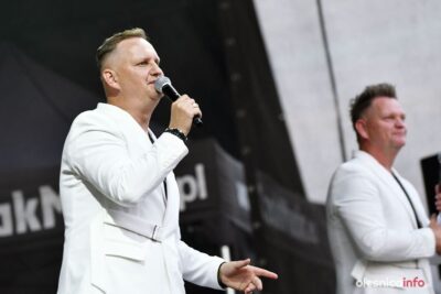 MIG oraz Piękni i Młodzi koncertują przed publicznością w Twardogórze [ZDJĘCIA]