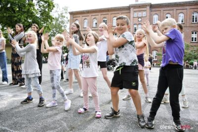 Jedynka bawi się na festynie rodzinnym [ZDJĘCIA]