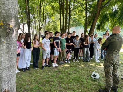 Uczniowie wzięli udział w szkoleniu z żołnierzami