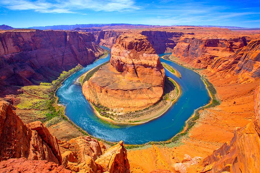 Arizona Horseshoe Bend meander of Colorado River in Glen Canyon