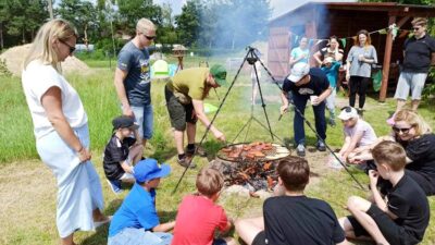Warsztaty przyrodnicze, survival dla dzieci i dorosłych. Lisi Zakątek powstał z potrzeby niesienia pomocy Mikołajowi
