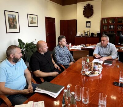 Po nocnej ulewie urzędnicy z Oleśnicy deklarują rozwiązanie problemu zalewanych ulic