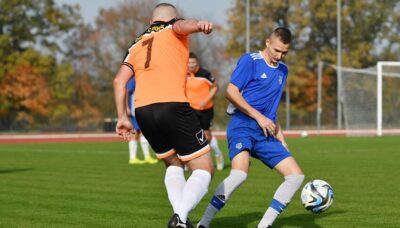 W meczu na szczycie Akademia Piłkarska Oleśnica lepsza od Widawy Stradomia
