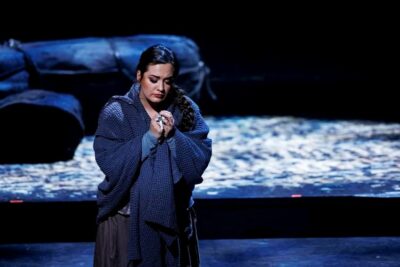 „Urodziłam się w muzyce”. Rozmowa z artystką operową oleśniczanką Kamilą Dutkowską