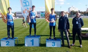 wks-olesniczanka600 m U- 16 I miejsce Wojciech Wieteska II miejsce Daniel WyszyĹ„ski III miejsce Seweryn Grab