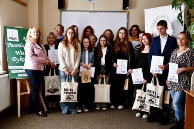 Już po raz ósmy zaprosili mieszkańców na Wielkie Dyktando