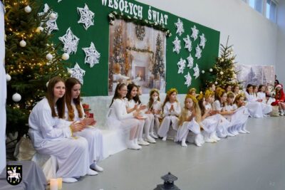Uroczyste spotkanie przedświąteczne w Szkole Podstawowej w Drołtowicach