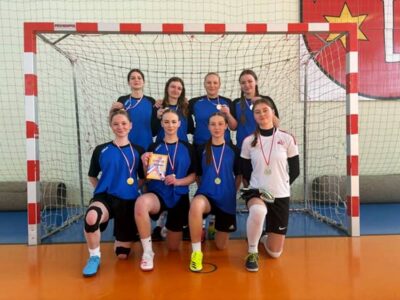 Zawodniczki z II LO w Oleśnicy mistrzyniami powiatu