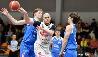 Koszykarze z Oleśnicy przed własną publicznością podejmowali Eneę Basket Poznań [ZDJĘCIA]