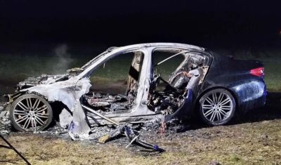 Pożar samochodu na trasie ostrowskiej