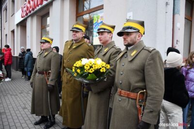 Narodowy Dzień Pamięci Żołnierzy Wyklętych w Oleśnicy. Oficjalne uroczystości [ZDJĘCIA]