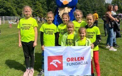 Młodzi zawodnicy Akademii Sportu Run4fun Oleśnica biegali i pomagali