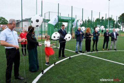 W Dobrzeniu uroczyście otwarto nowy kompleks boisk [ZDJĘCIA]