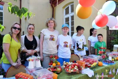 Bajkowy festyn w oleśnickiej dwójce [ZDJĘCIA]