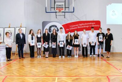 Nagrody Słowaka 2025 w I LO w Oleśnicy przyznane [NAZWISKA]