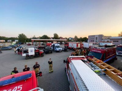 Trwają intensywne poszukiwania 19-letniego Mateusza. W akcji policyjny śmigłowiec, strażacy i policjanci